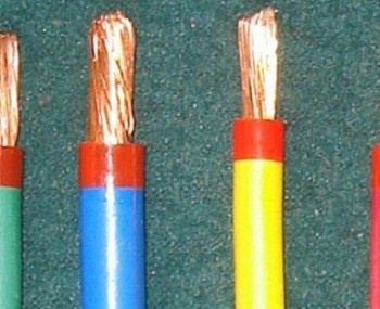 daydienluchathekhongvoruotdongcachdienpvc.jpg